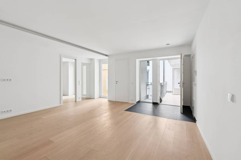 Apartment near Naschmarkt bright open living
