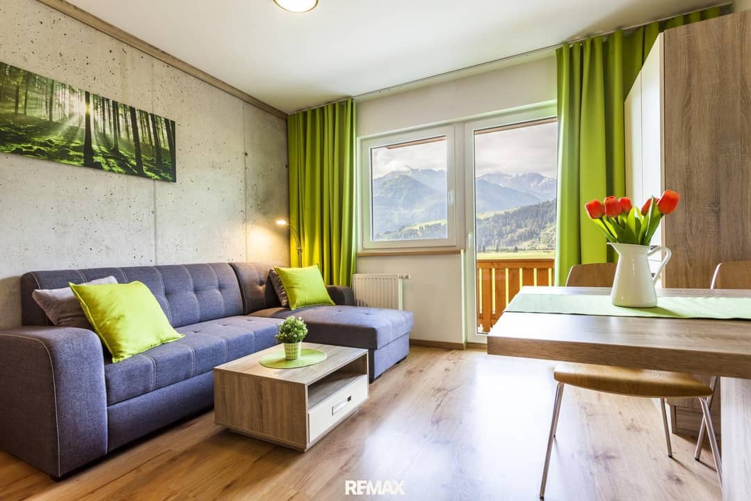 Wohnung mit Südbalkon und Bergpanorama