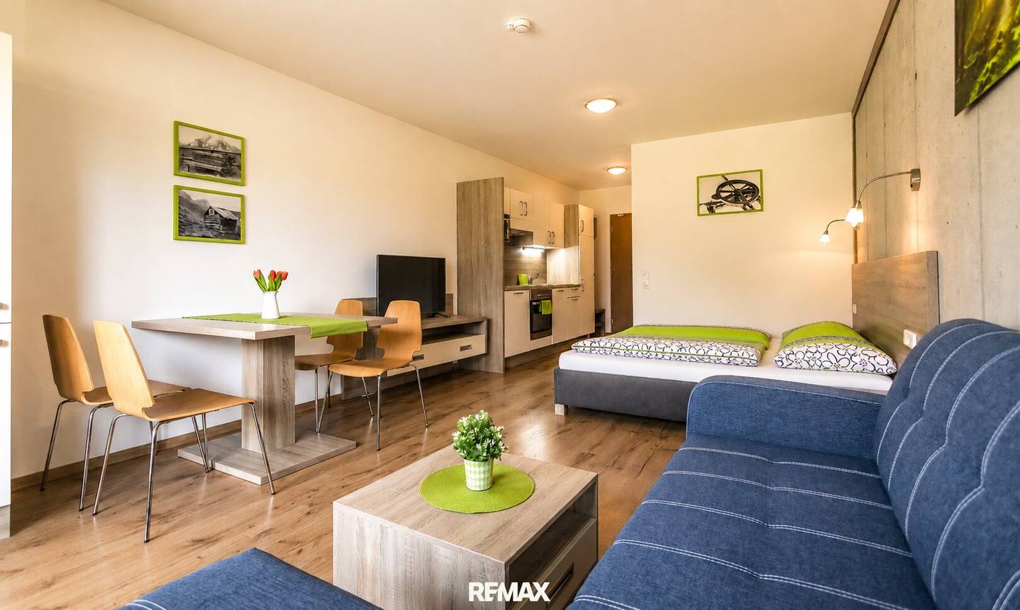 Apartment with south balcony and mountain panorama