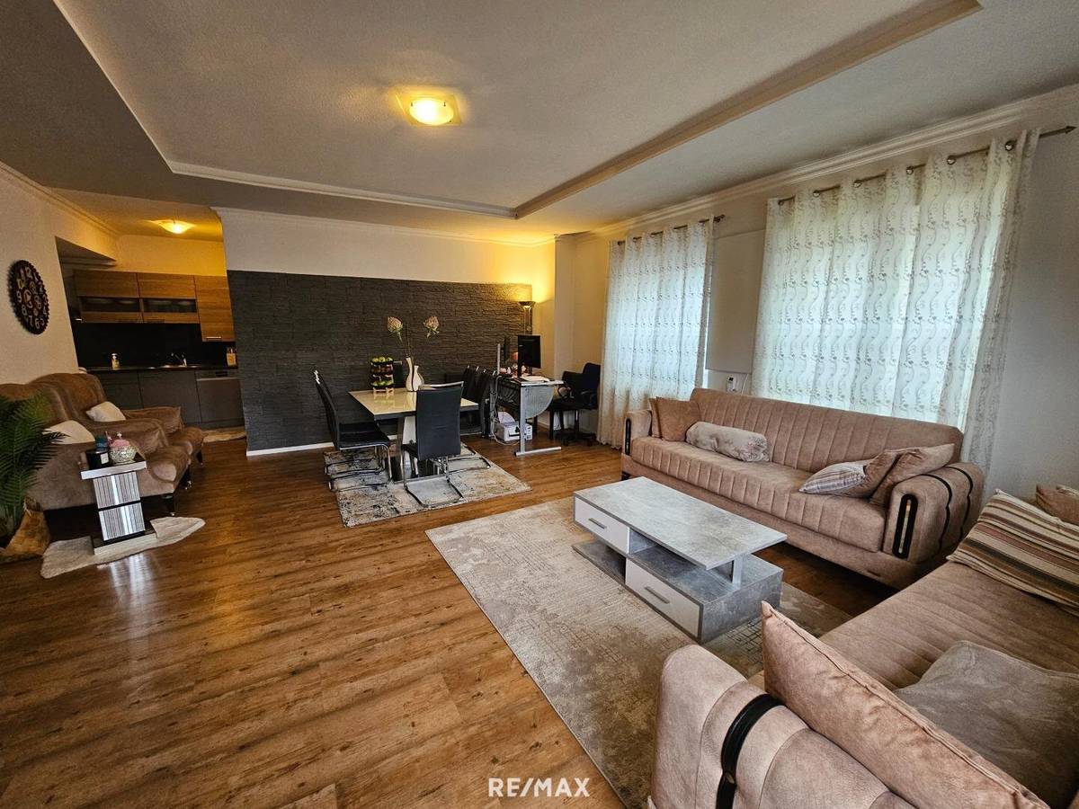 4-Room Apartment with Terrace in Saalfelden