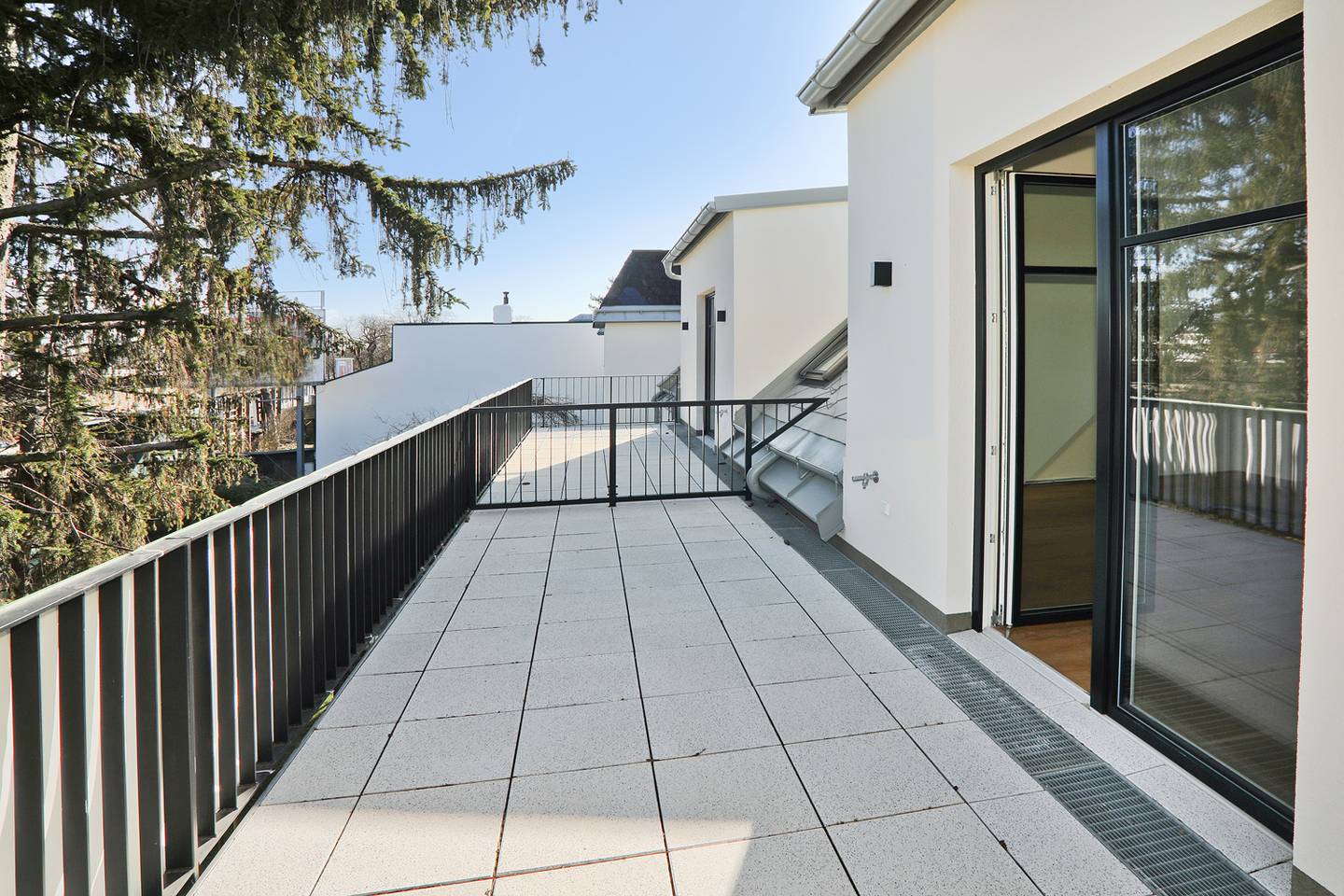 Erdgeschosswohnung Erstbezug in ruhiger Sackgasse nahe Lainzer Tiergarten