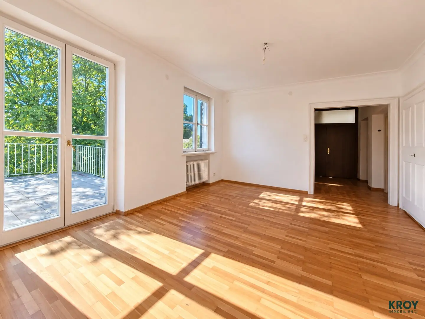 Apartment in a quiet location with a large southwest terrace
