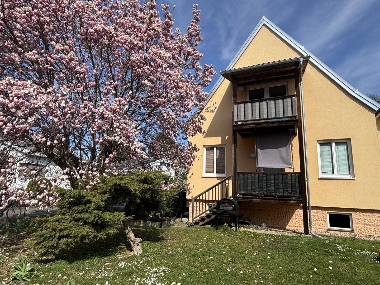 Unbefristete Maisonettewohnung mit Balkon zentrumsnah