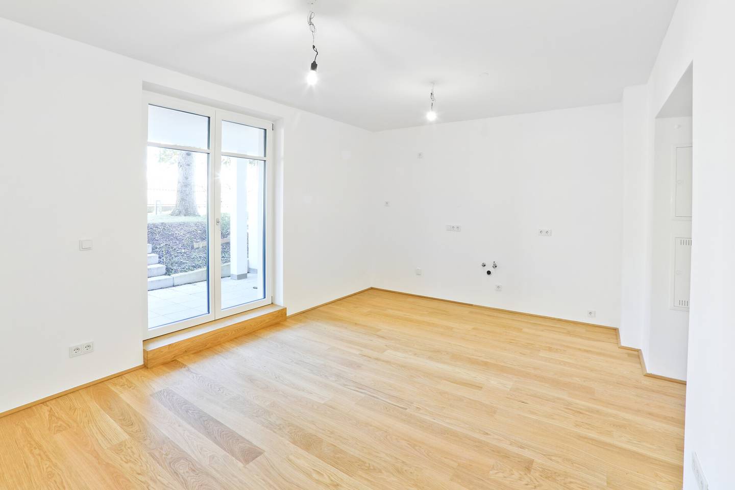 Gartenwohnung Villa Auhof, 42m² + Garten
