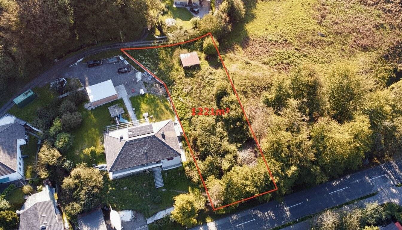 Tolle Gelegenheit: Sonniges Baugrundstück in Hanglage am Südufer vom Wörthersee