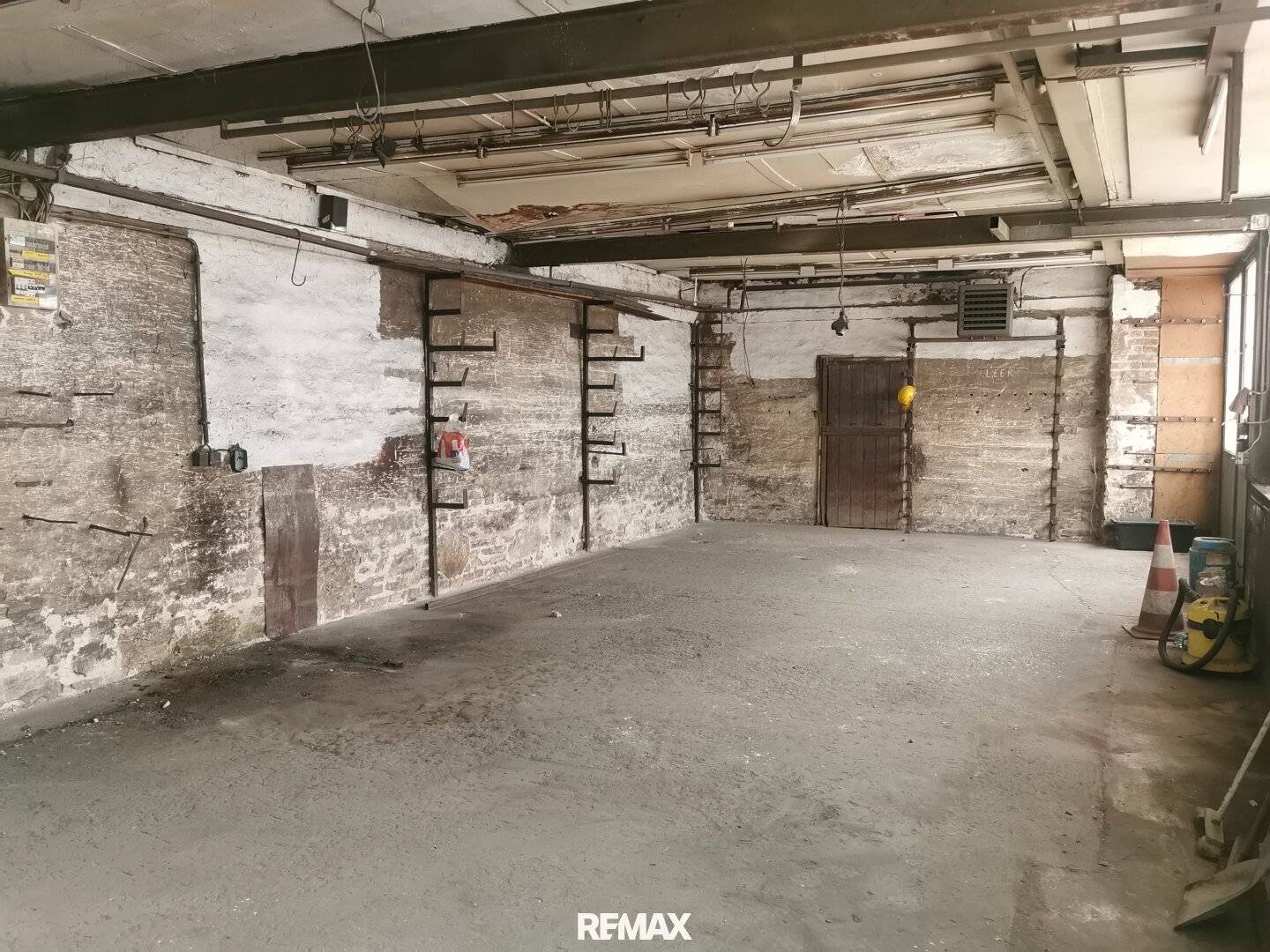 Werkstatt/Lager 197m² Favoriten
