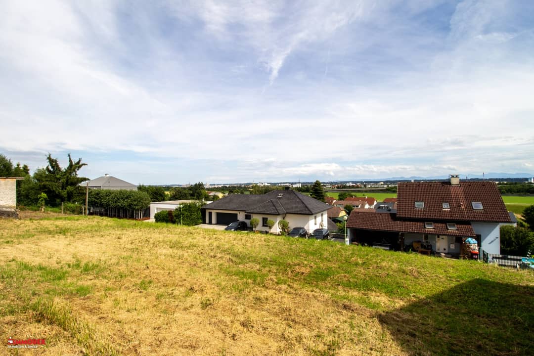 South slope plot 1,294 m² Wels
