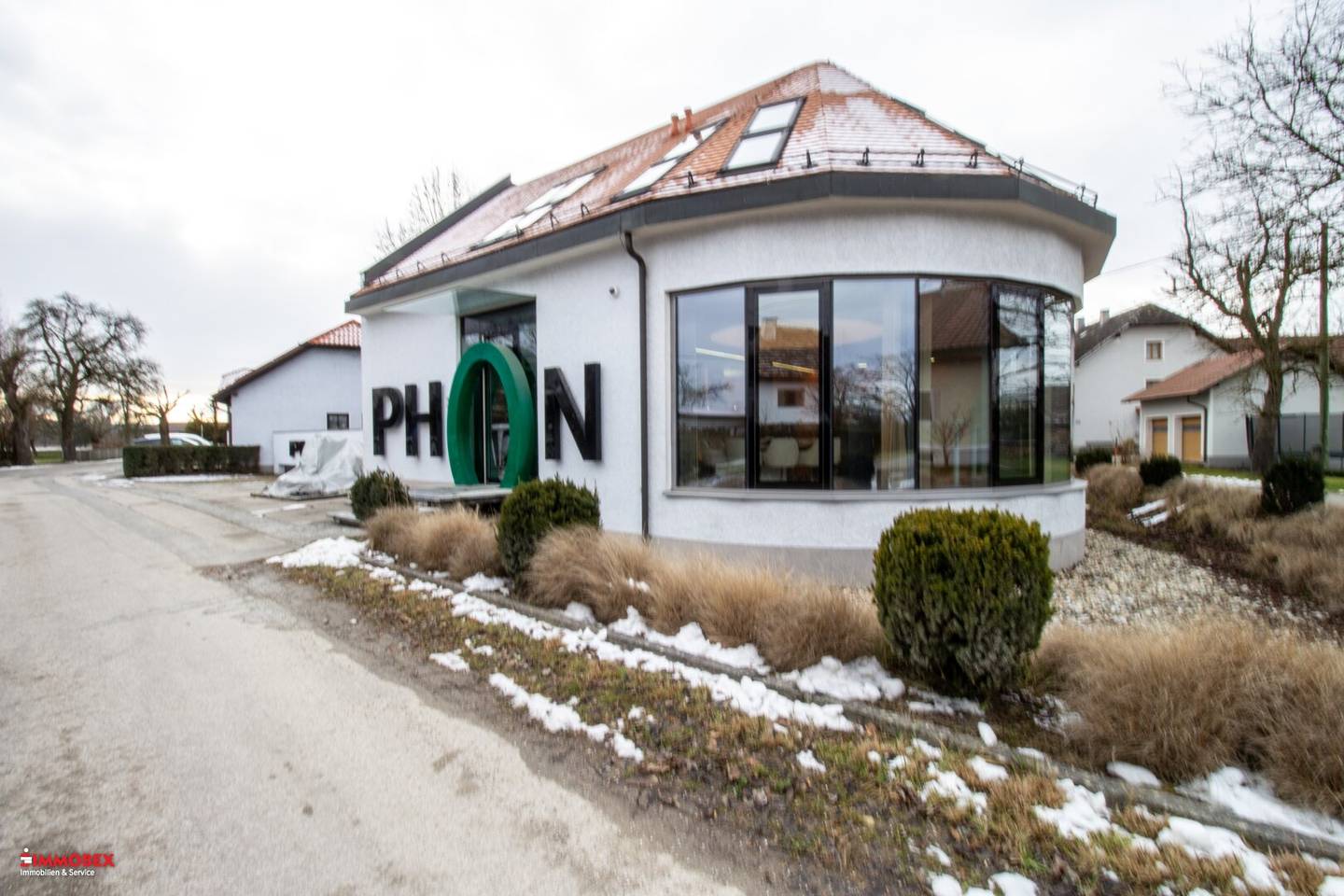 Office building 306m² Eferding to rent