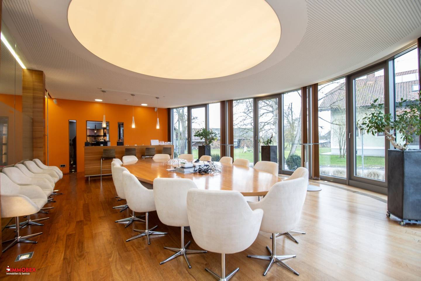 Office building 306m² Eferding to rent
