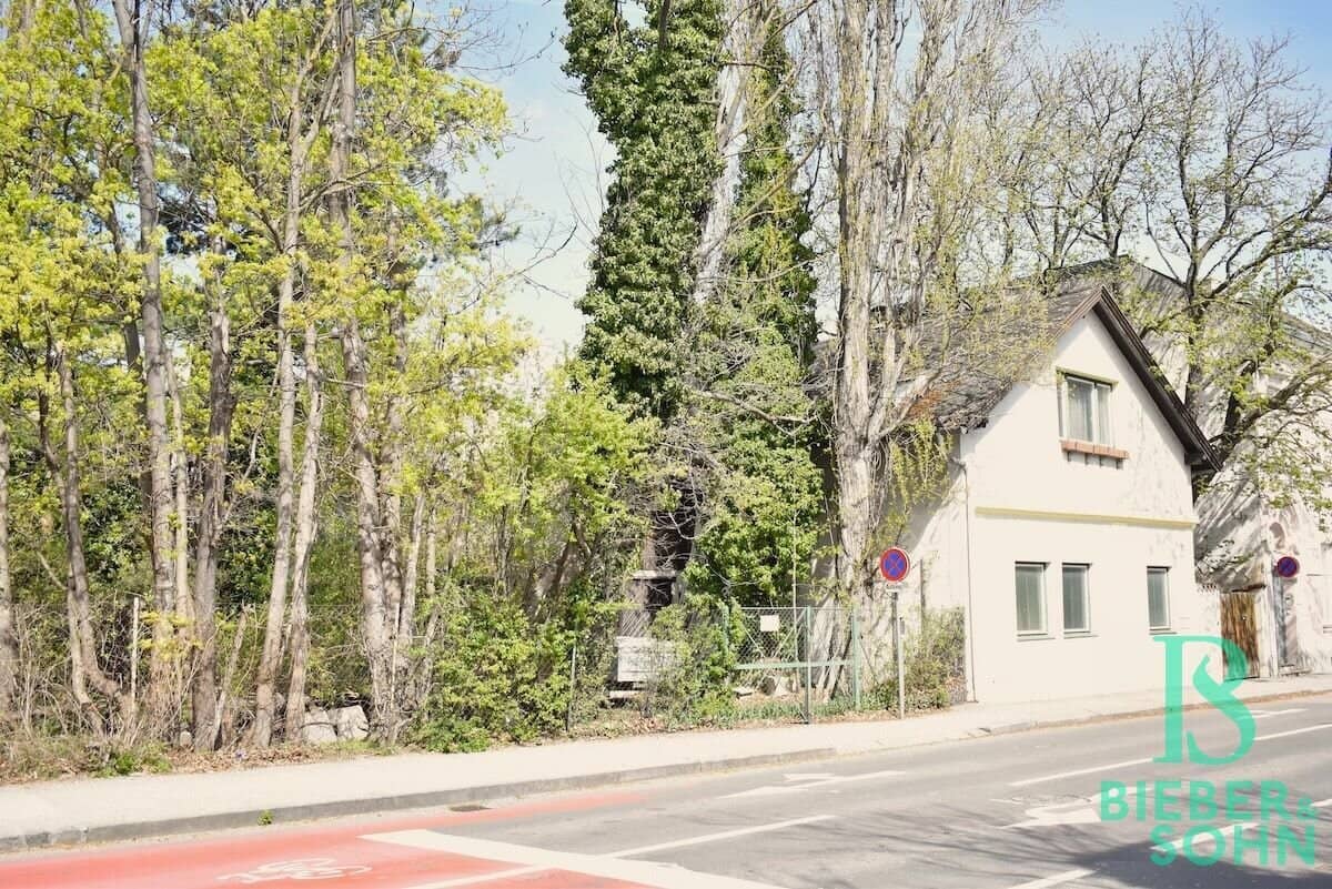 Grundstück 908m² in Baden