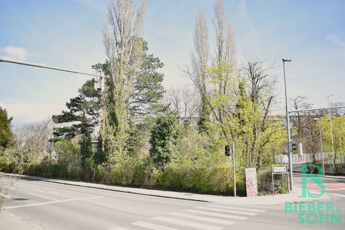 Grundstück 908m² in Baden