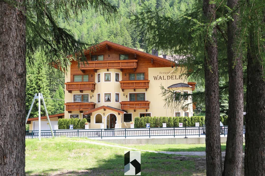 Apartment house in Sölden center