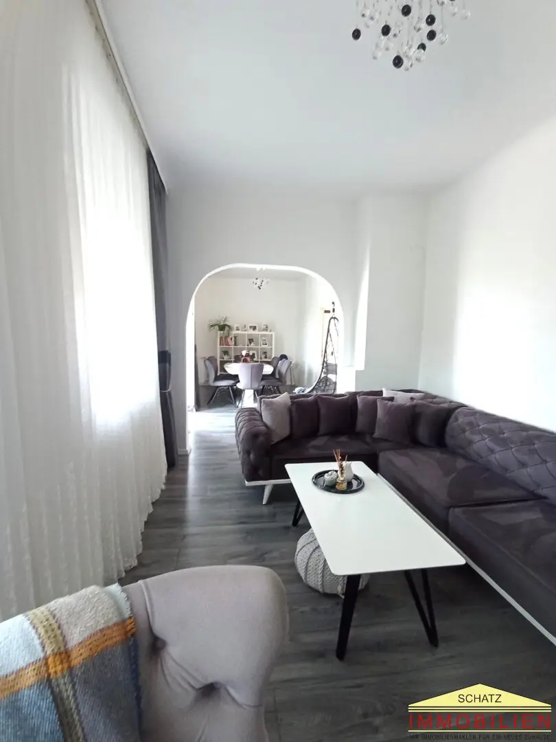 Wohnhaus mit 2 getrennten Wohneinheiten in guter Wohnlage