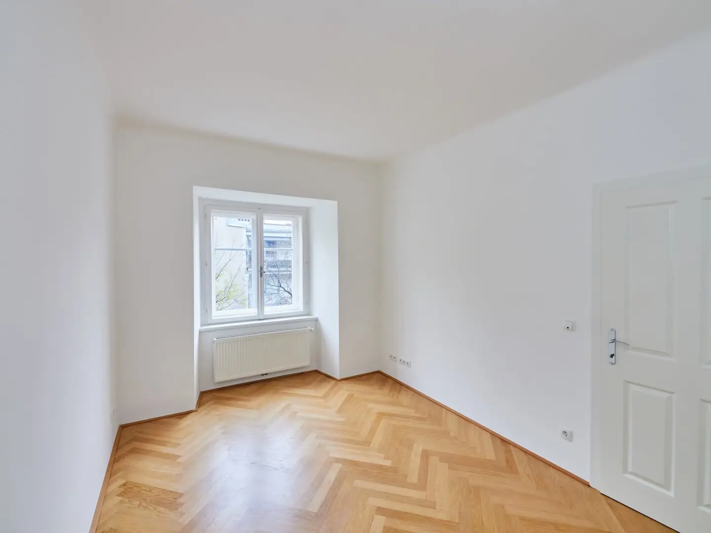 Helle 3-Zimmer-Wohnung im Altbau nahe Schottentor, 79 m², Wien