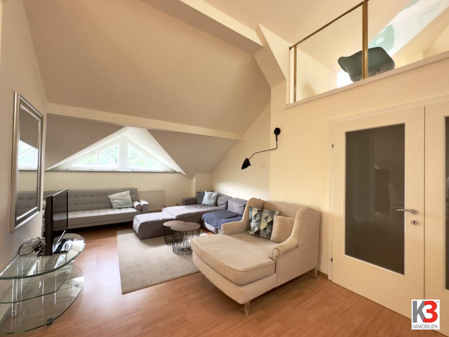 Apartment in a historic villa with terrace