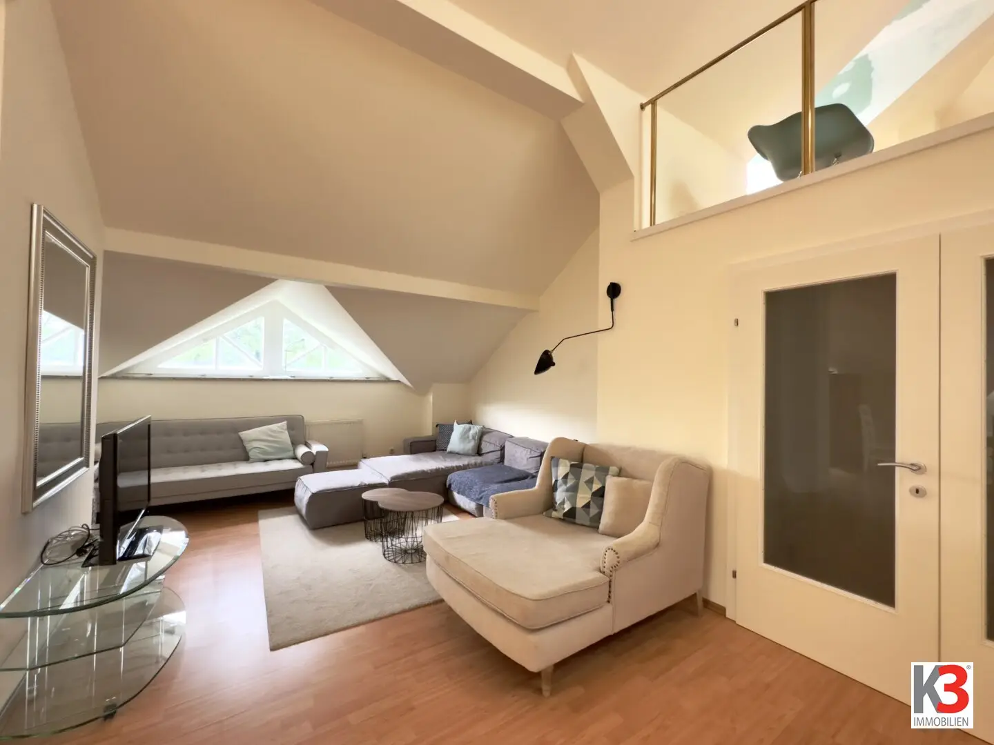 Apartment in a historic villa with terrace