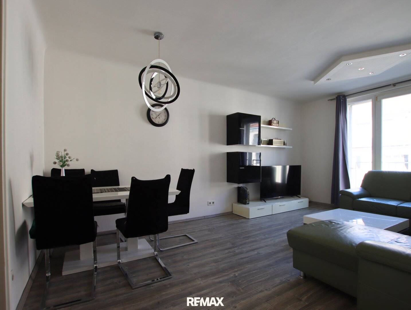 Apartment with good layout in a quiet location and a balcony