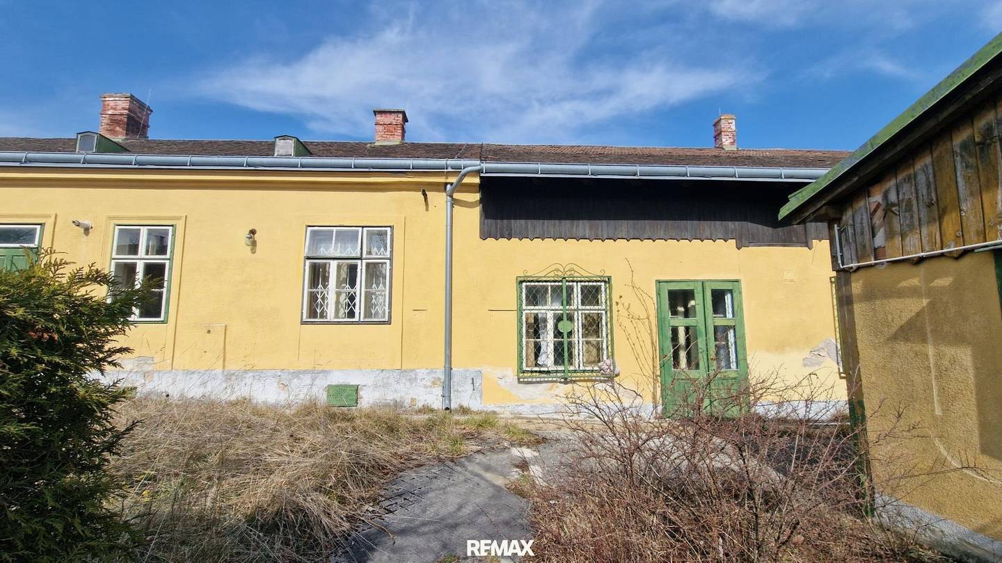 Building land Bad Vöslau vineyards