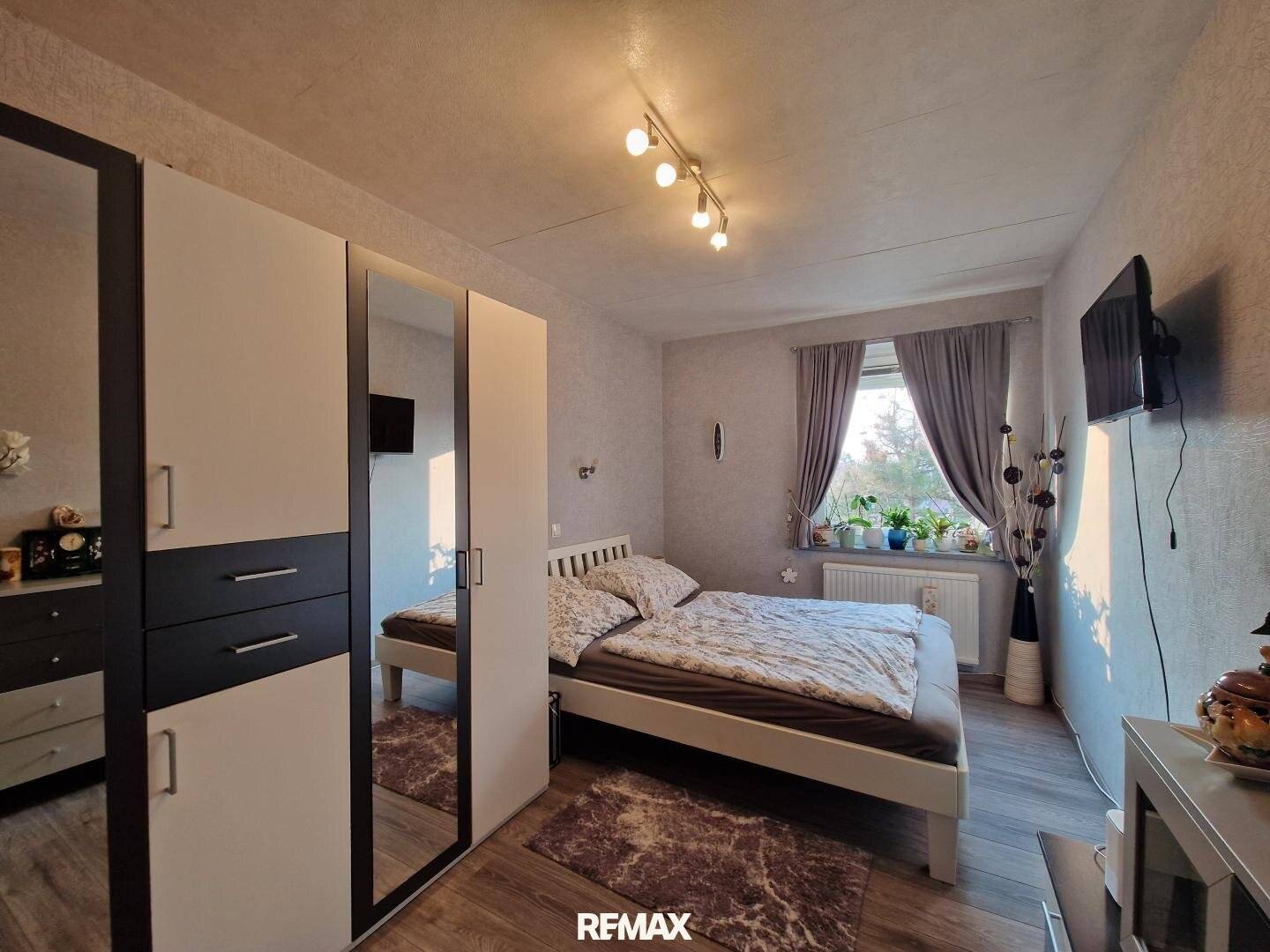 Wohnung mit Balkon und Autobahnnähe