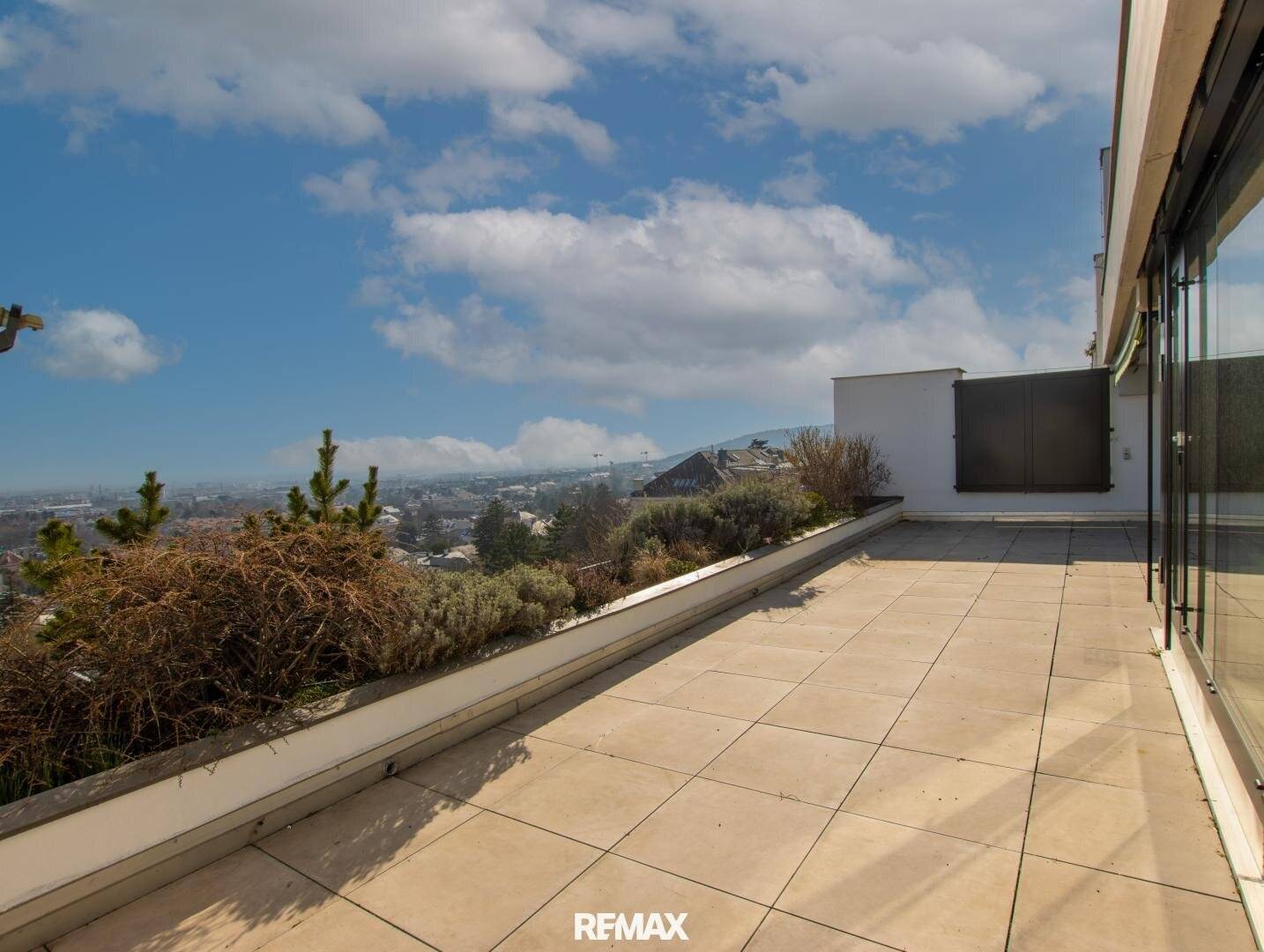 Wohnung mit Terrasse und unverbaubarer Blick