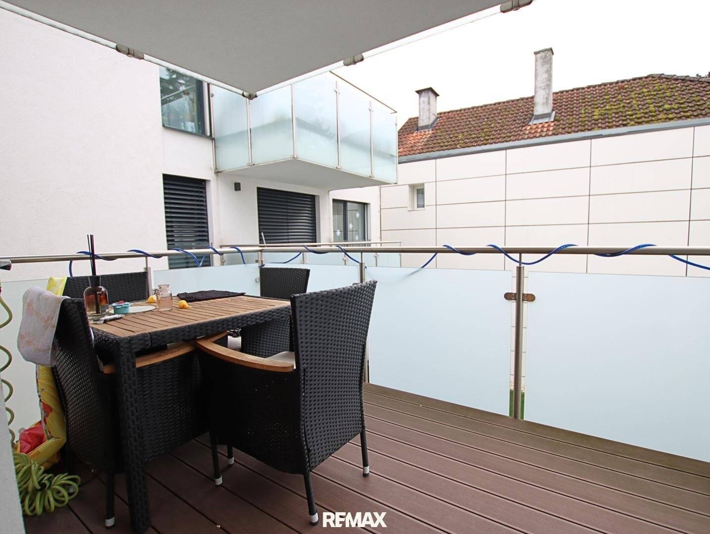 Wohnung Neubau mit Balkon großzügigem Grundriss
