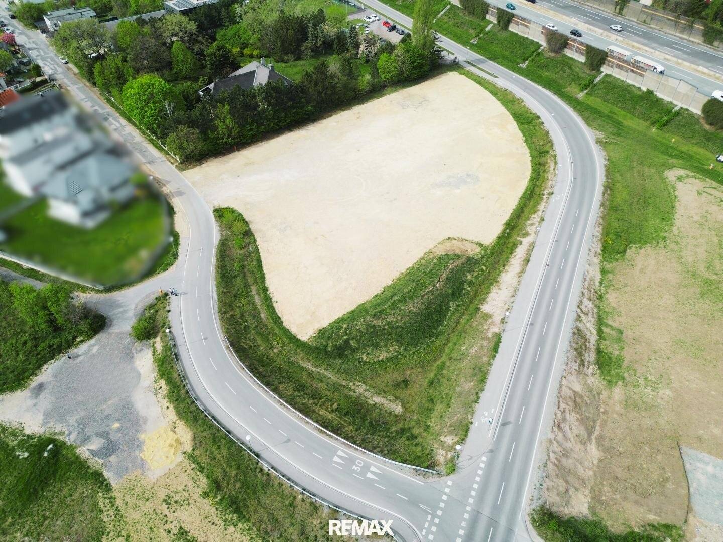 Commercial plot Kottingbrunn 5768m²