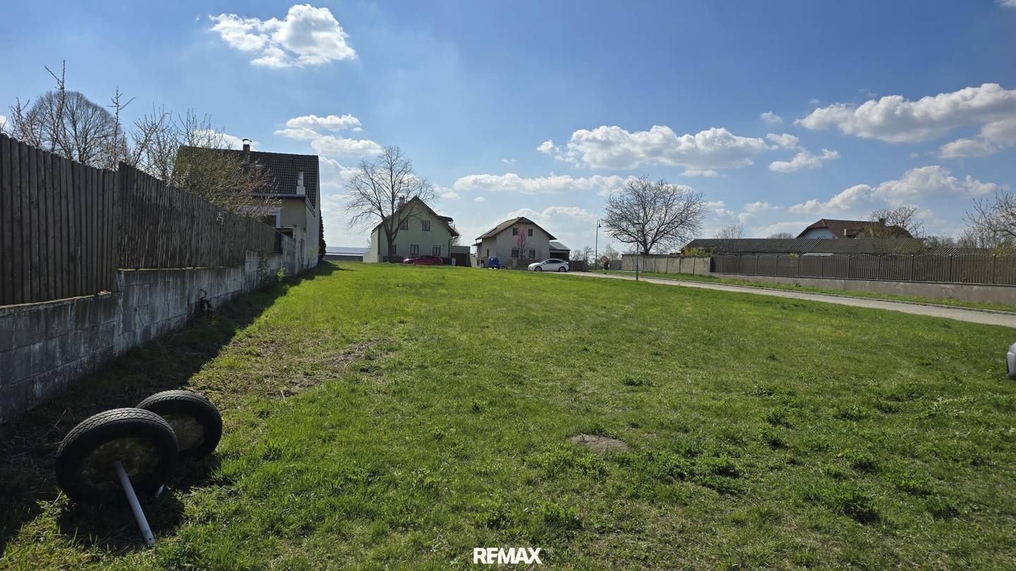 Baugrundstück 1.392 m² Oberweiden