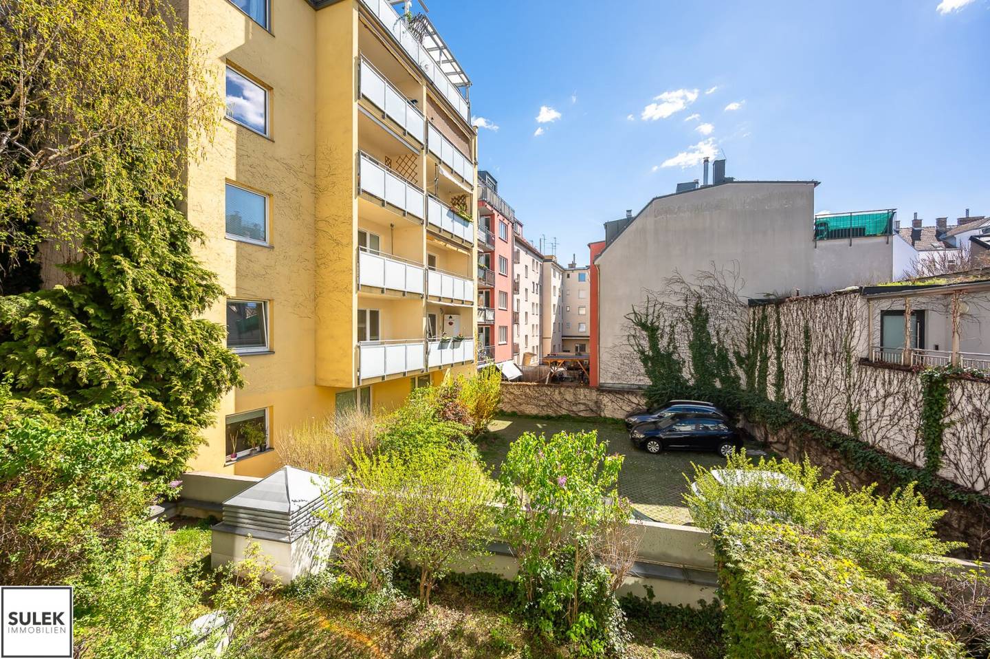 Recently renovated apartment near Sternwartepark