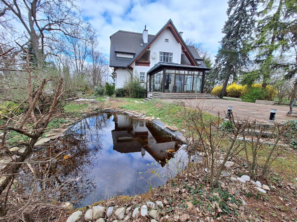 Unique Estate in Schwarzau