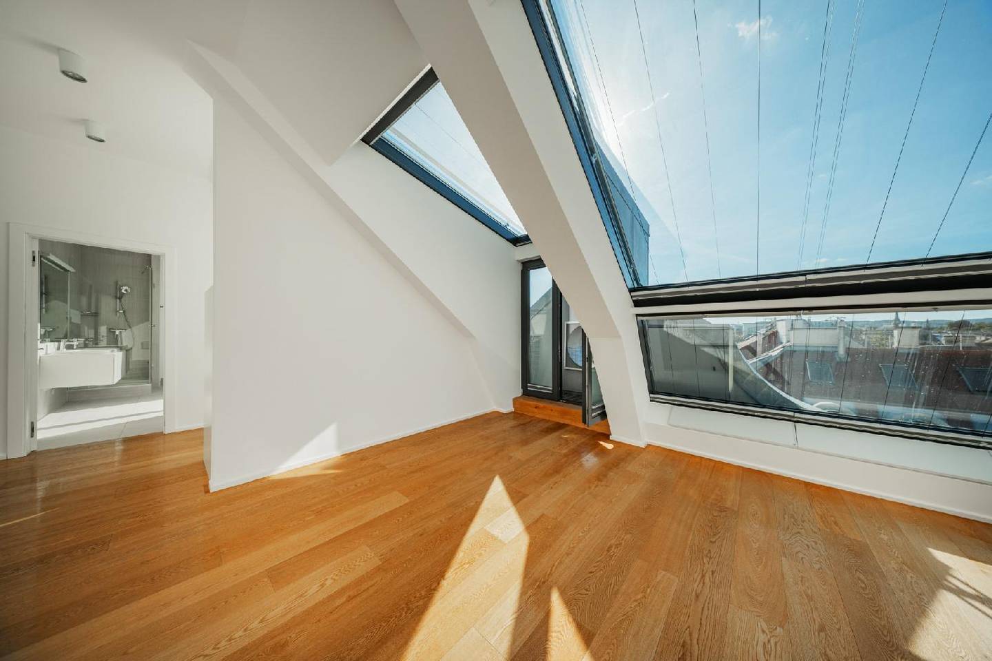 Maisonette with private terrace and panoramic view