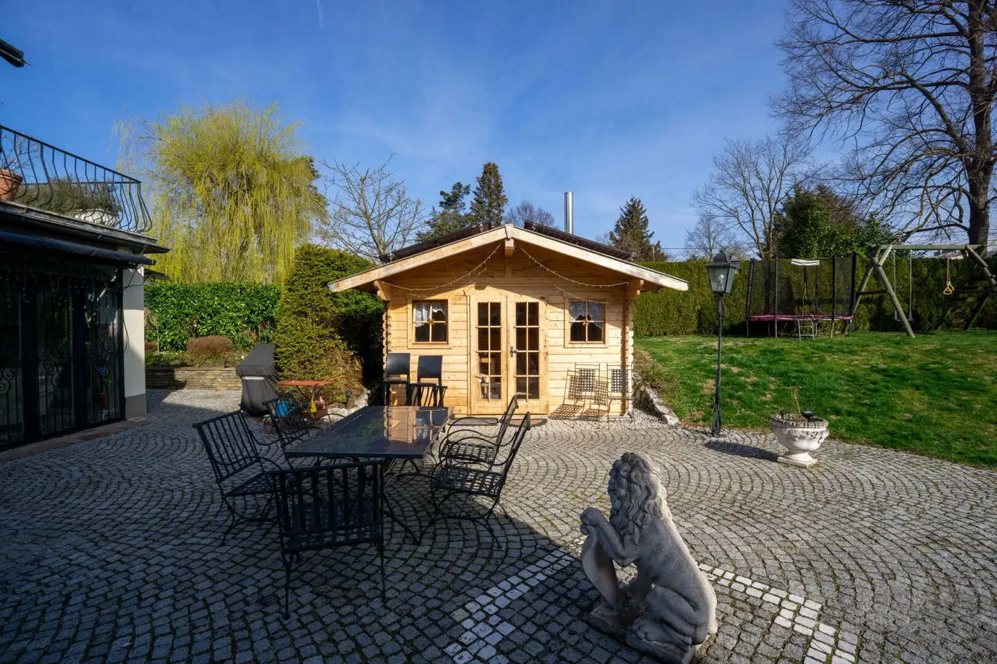 Gemütliches Gartenhaus mit Schwedenofen