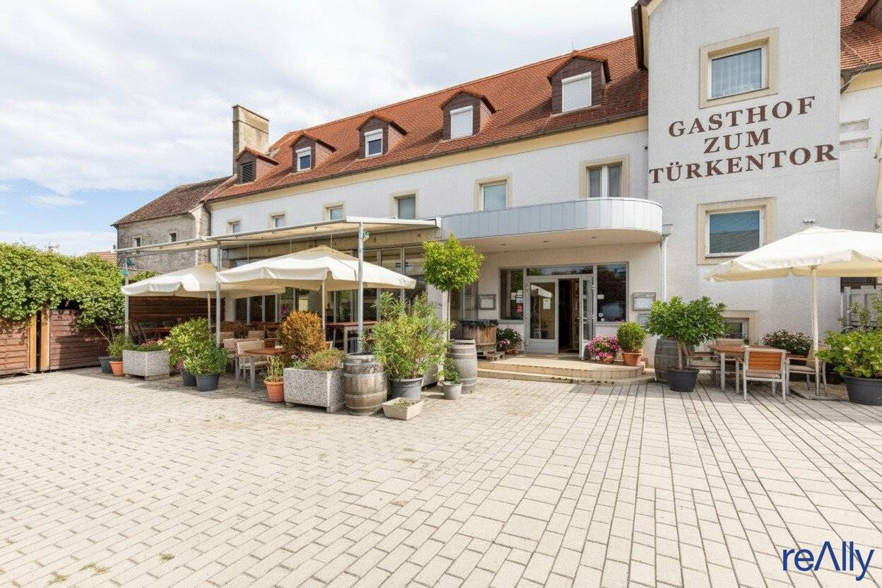 Fully equipped inn in Purbach with event location, guest rooms and expansion potential