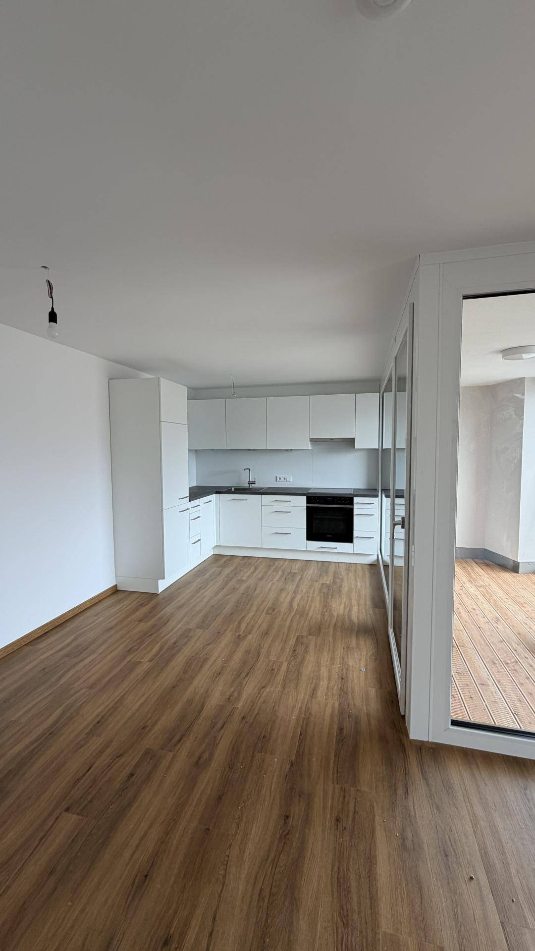 New build apartment with photovoltaic and underfloor heating