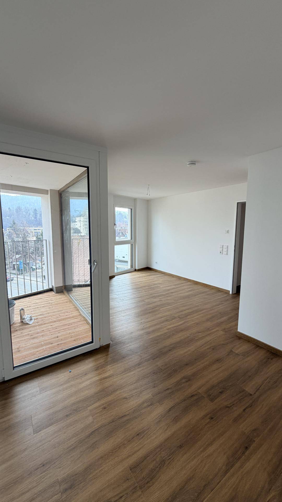 New build apartment with photovoltaic and underfloor heating