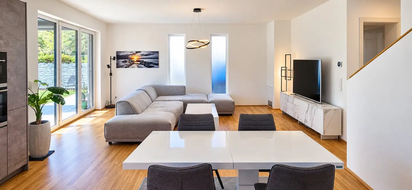 Apartment bright attic near Castle Park