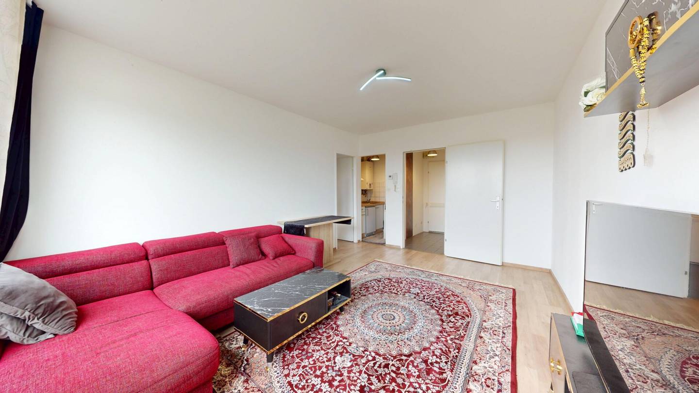 Wohnung helles Dachgeschoss nahe Schlosspark