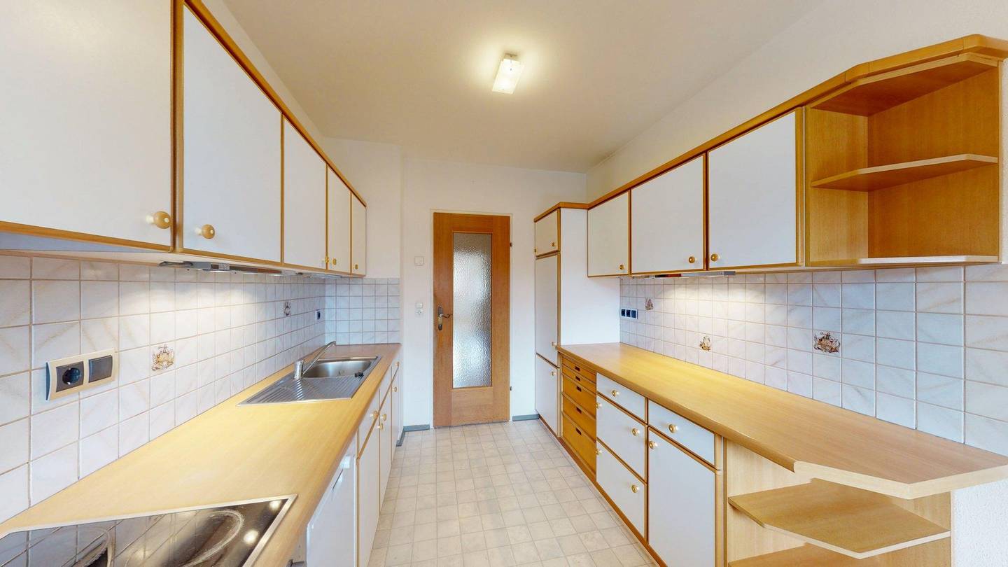 Dachgeschosswohnung ruhige sonnige zwei Balkone