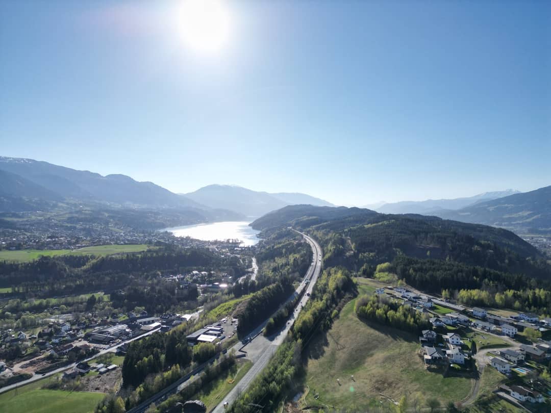 Building plot Seeboden with lake view