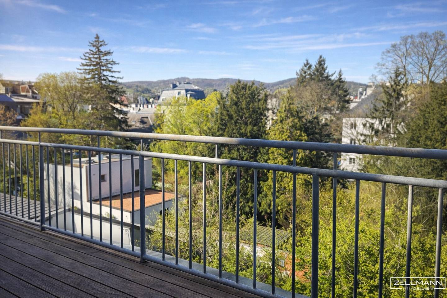 Panorama Penthouse in Hietzing, Roof terrace luxury with unrivalled distant view | ZELLMANN IMMOBILIEN