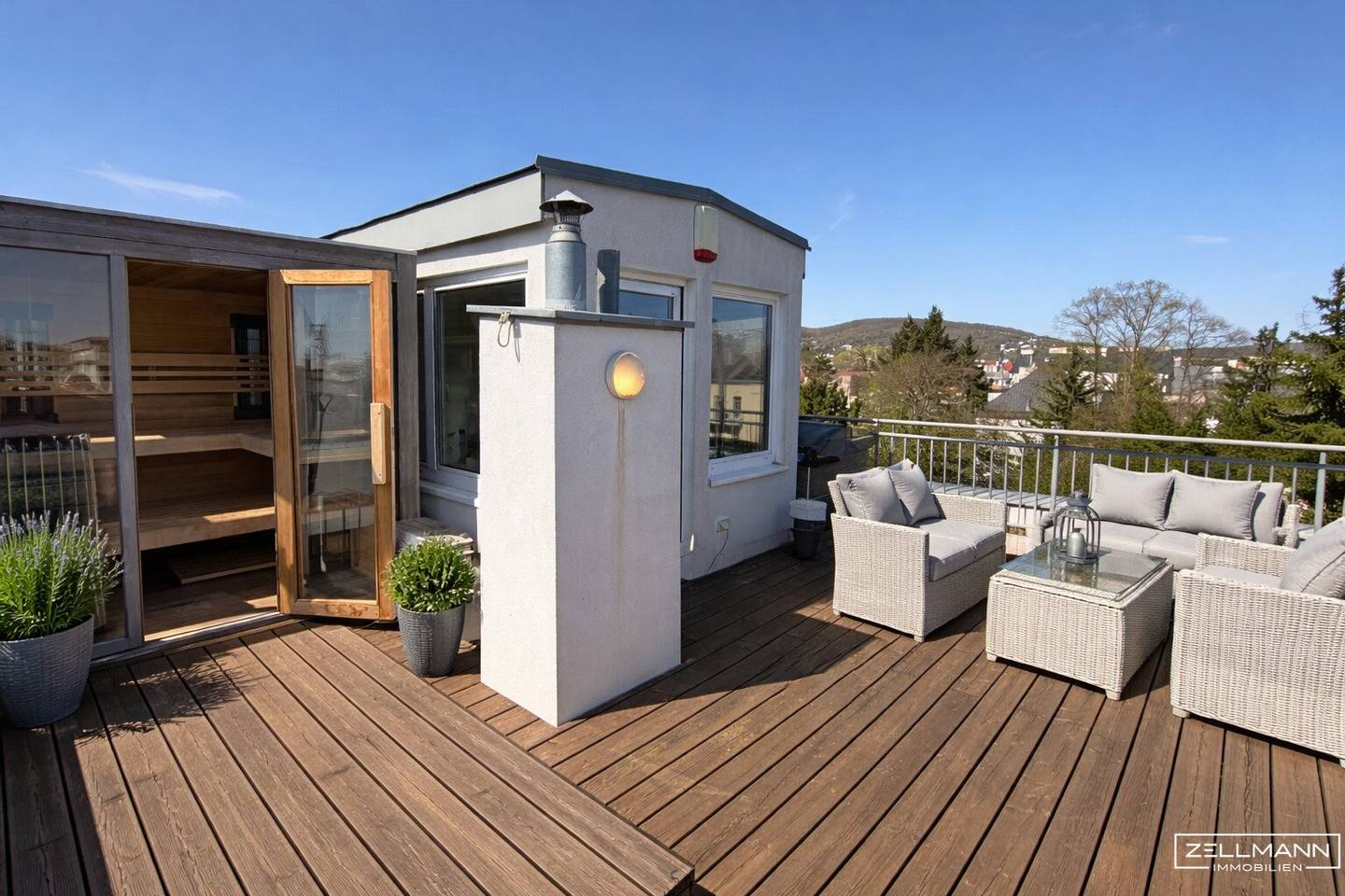 Panorama Penthouse in Hietzing, Roof terrace luxury with unrivalled distant view | ZELLMANN IMMOBILIEN