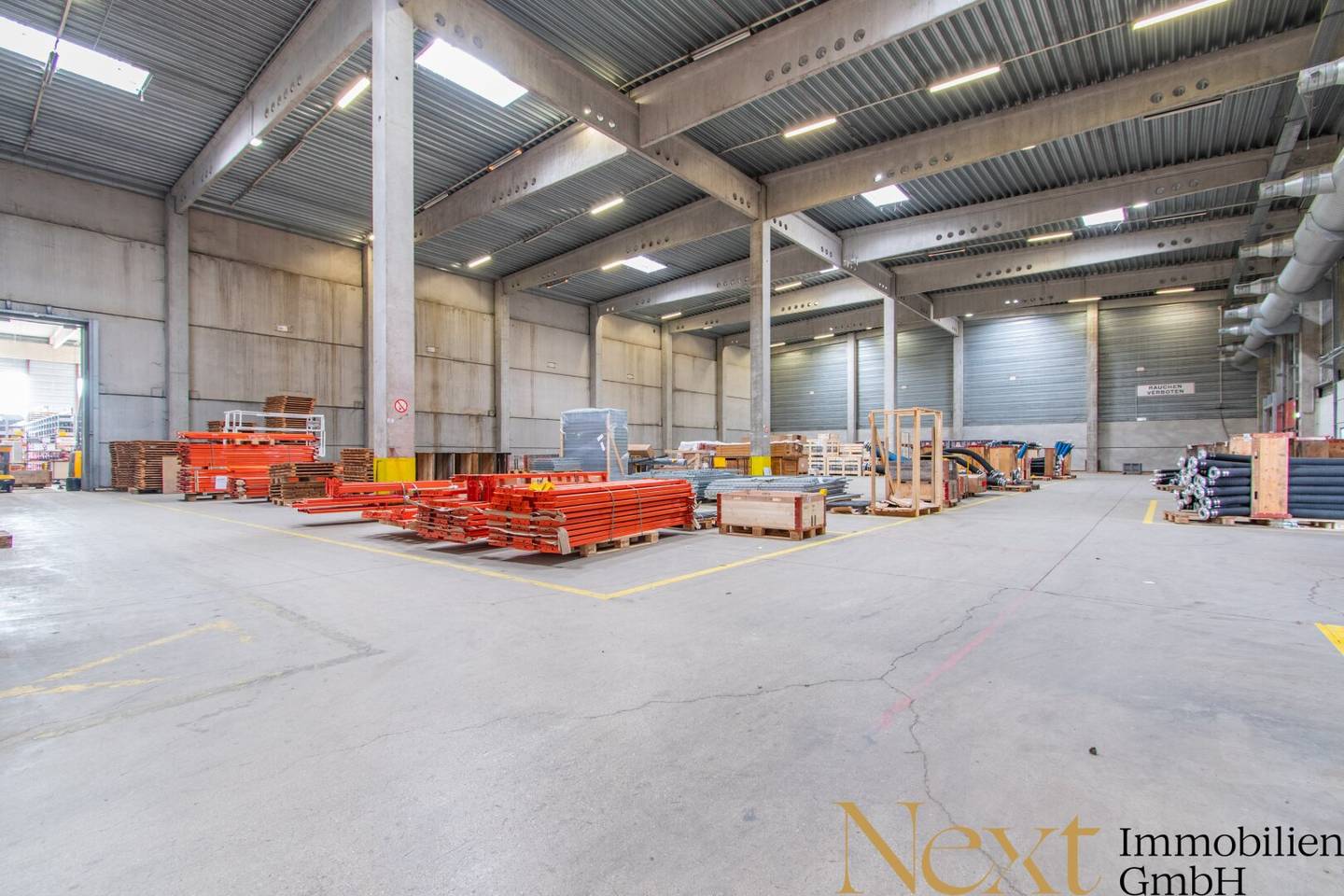 Warehouse Halls with Office Leonding