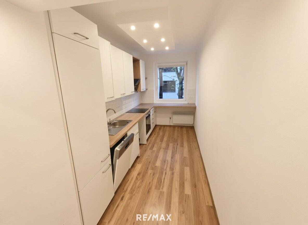 2-Room Loggia Apt Penzing, 62m²