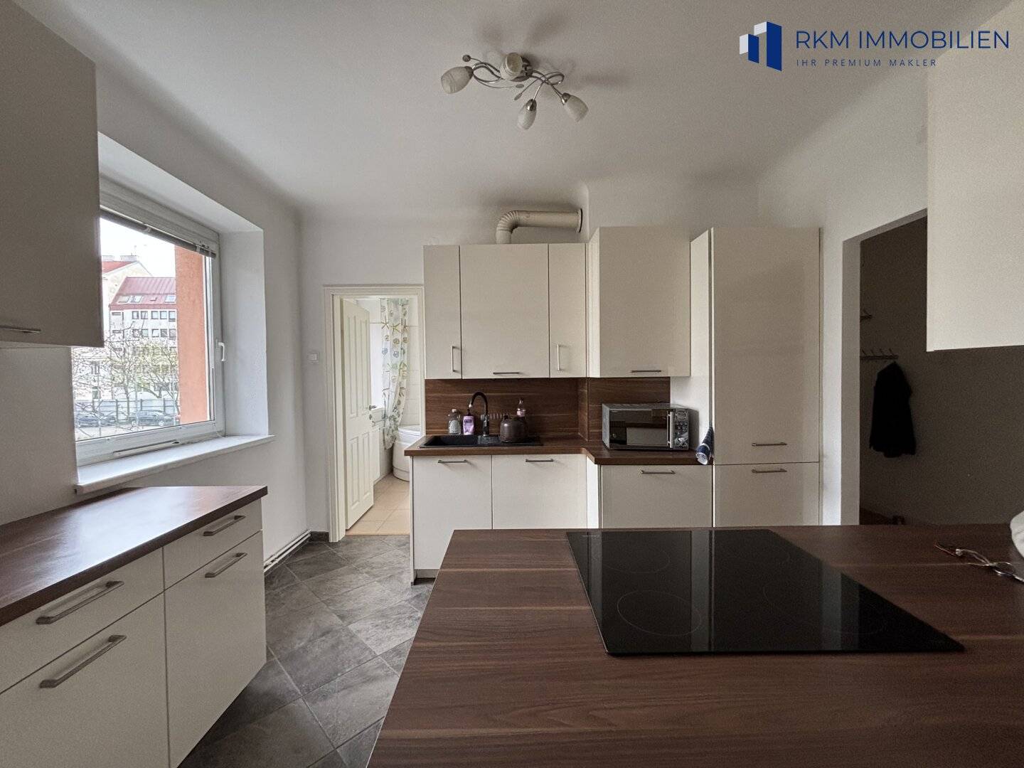 Bright 3-room flat with balcony, 1200 Vienna