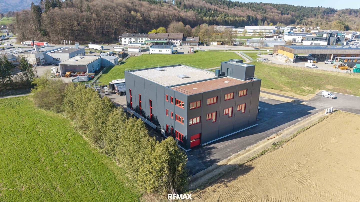 High-Bay Warehouse Regau, 115m²