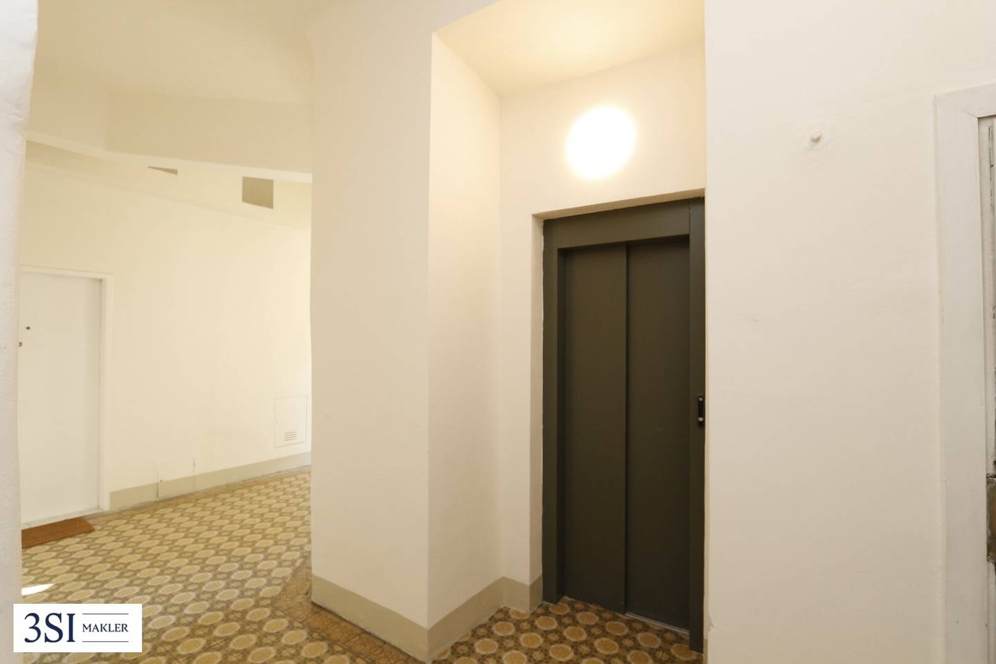 Investment apartment permanently tenanted in central location