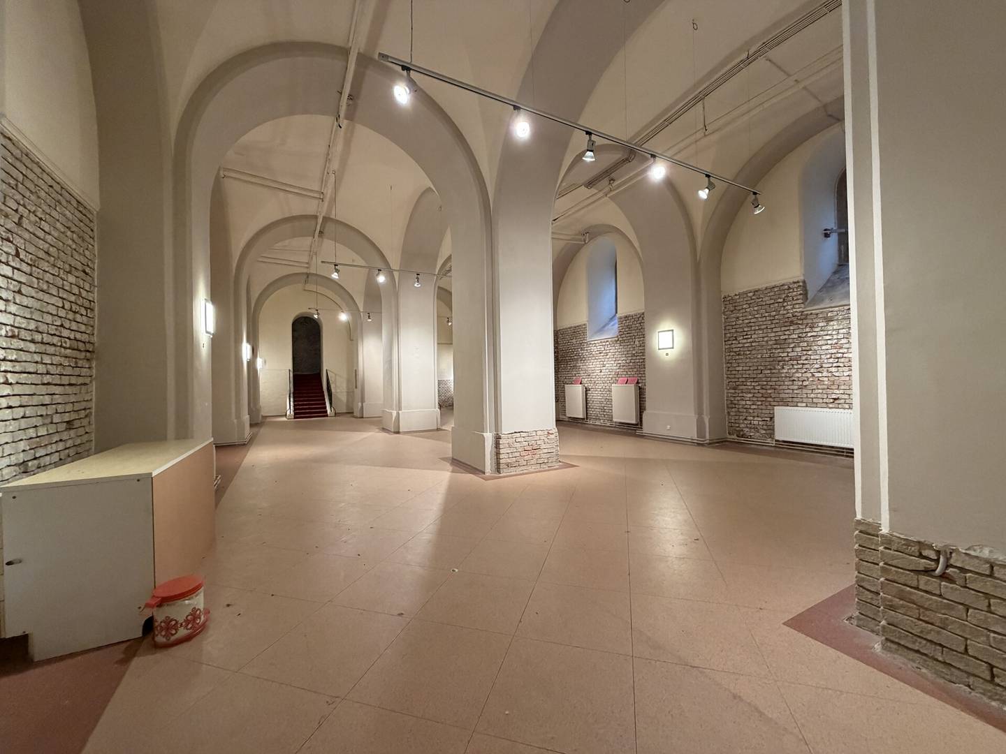 Kirche im Arsenal, 720m² Halle