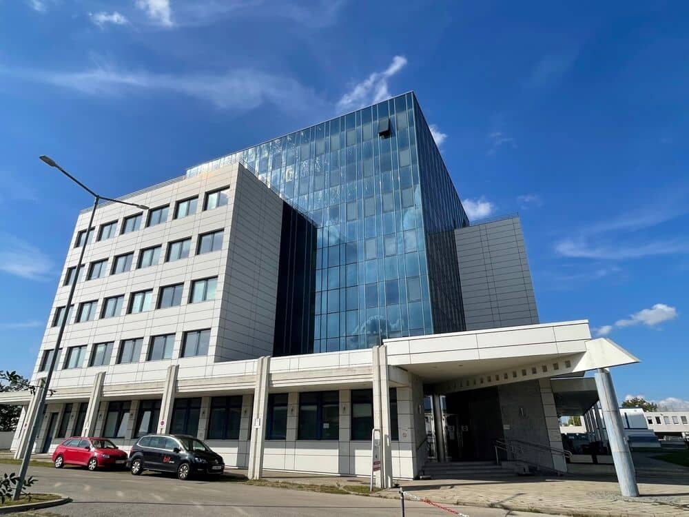 Office Building Liesing, 5890m²