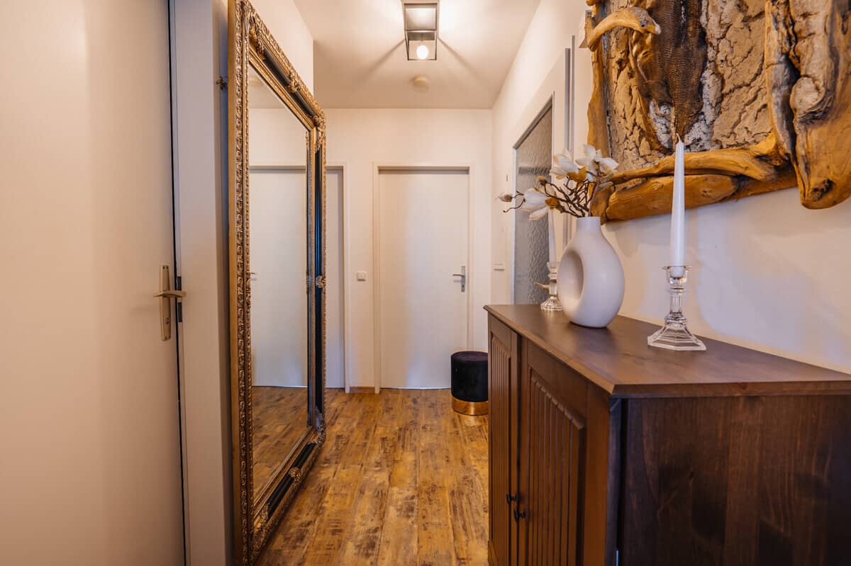 Aigen well laid out apartment with balcony