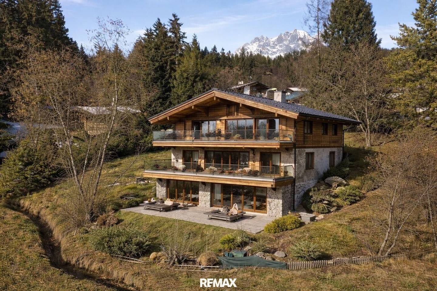 Building land 1461m² w/ existing structure, Oberndorf