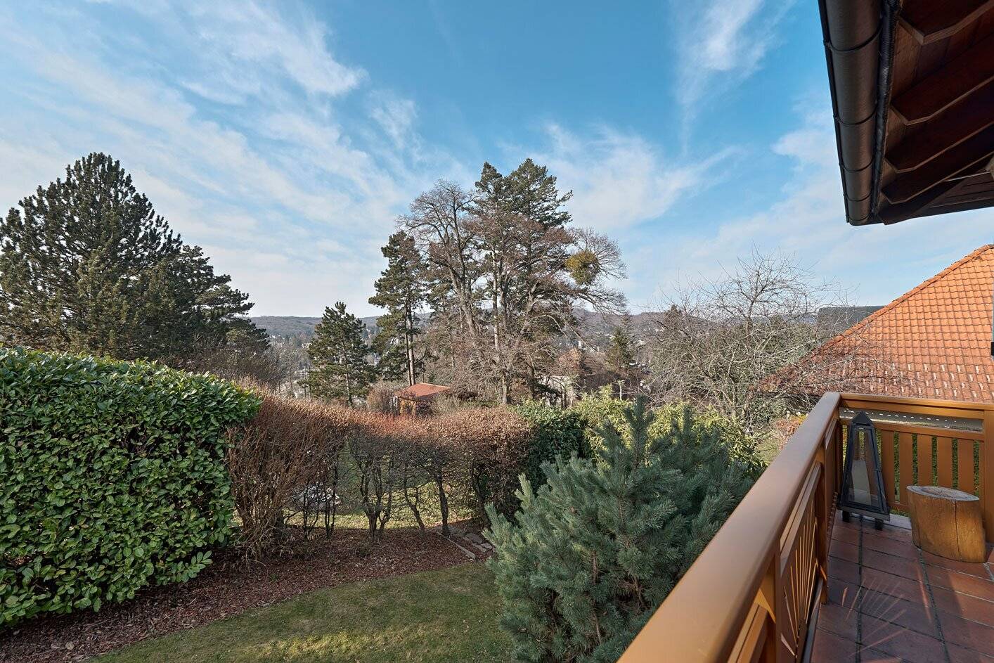 Bungalow on Schafberg with garden